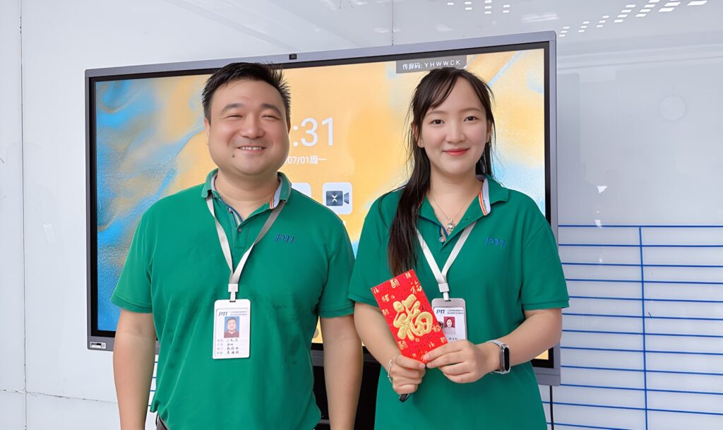 PTI六月优秀员工  运营中心-李静（images 1）